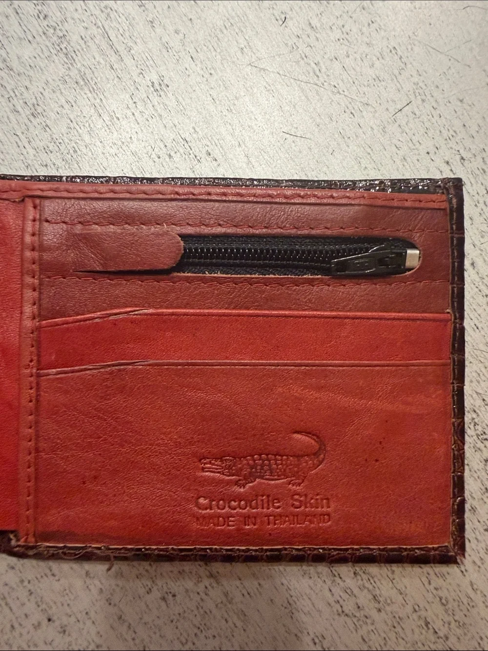 Embossed Medium Brown Leather Card Holder/ wallet with Gold Logo